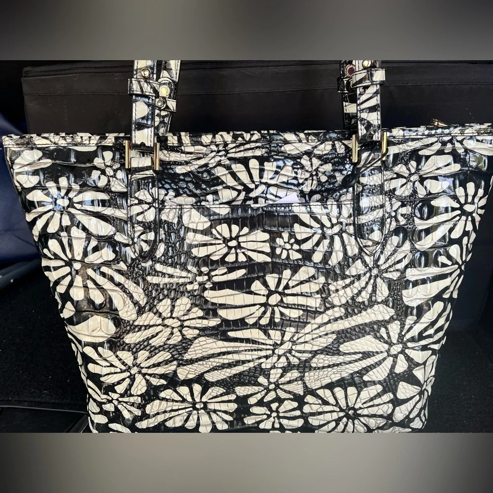 NWT Brahmin DAISY BATIK Medium Asher Melbourne